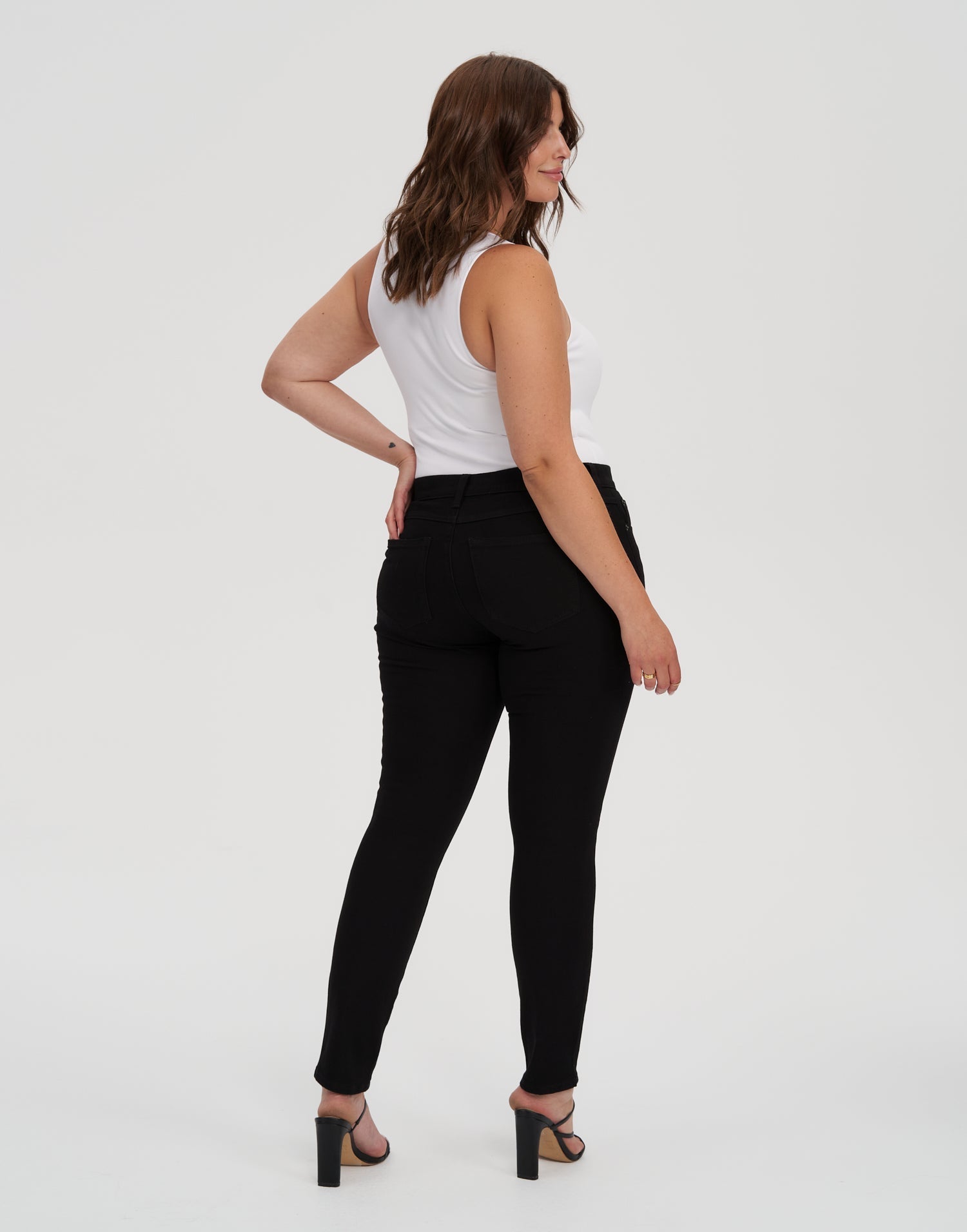 RACHEL SKINNY JEANS / 30 BLACK