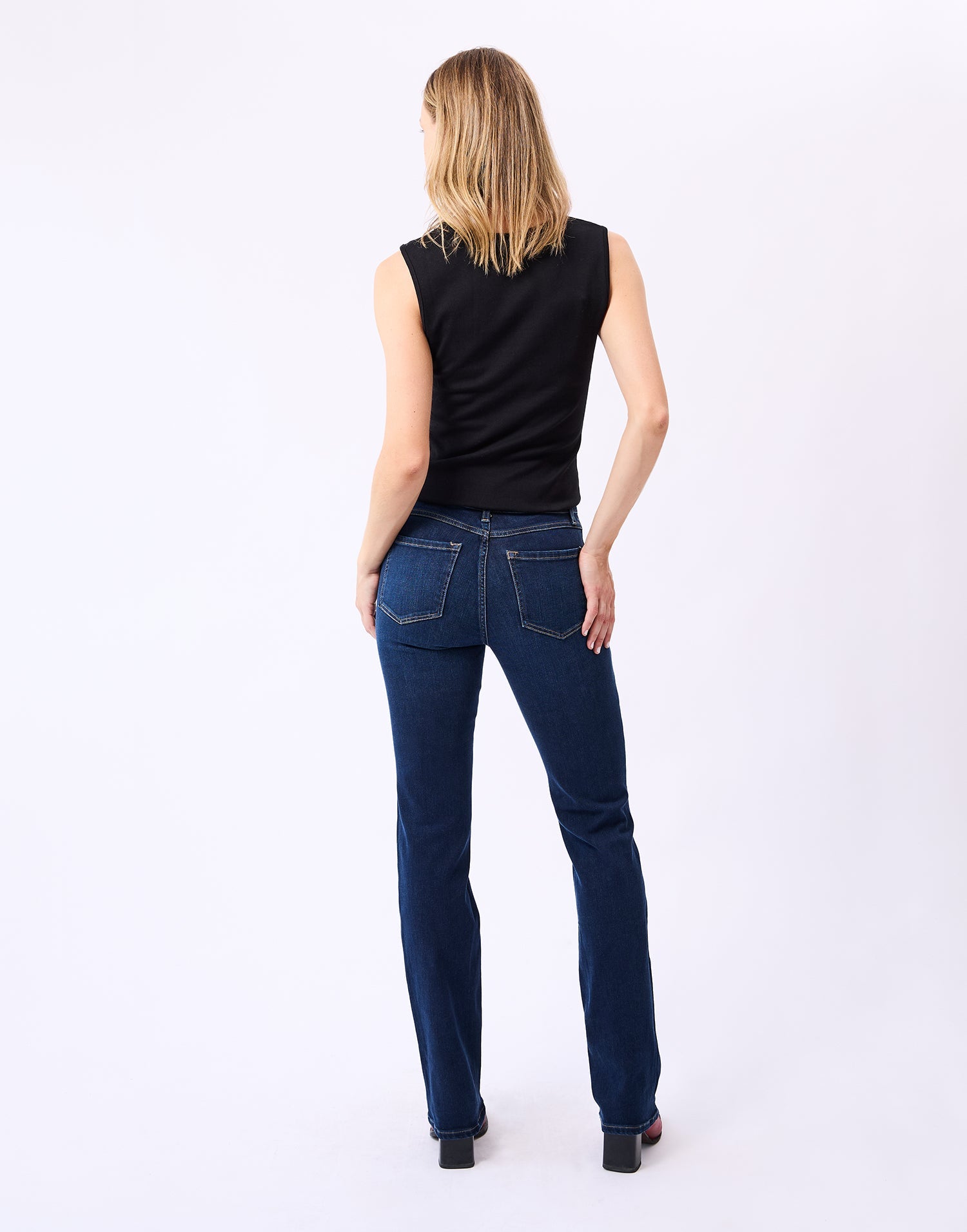 CHLOE CLASSIC RISE STRAIGHT JEANS / DARK INDIE