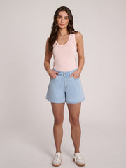 SHORTS / NIGELLA