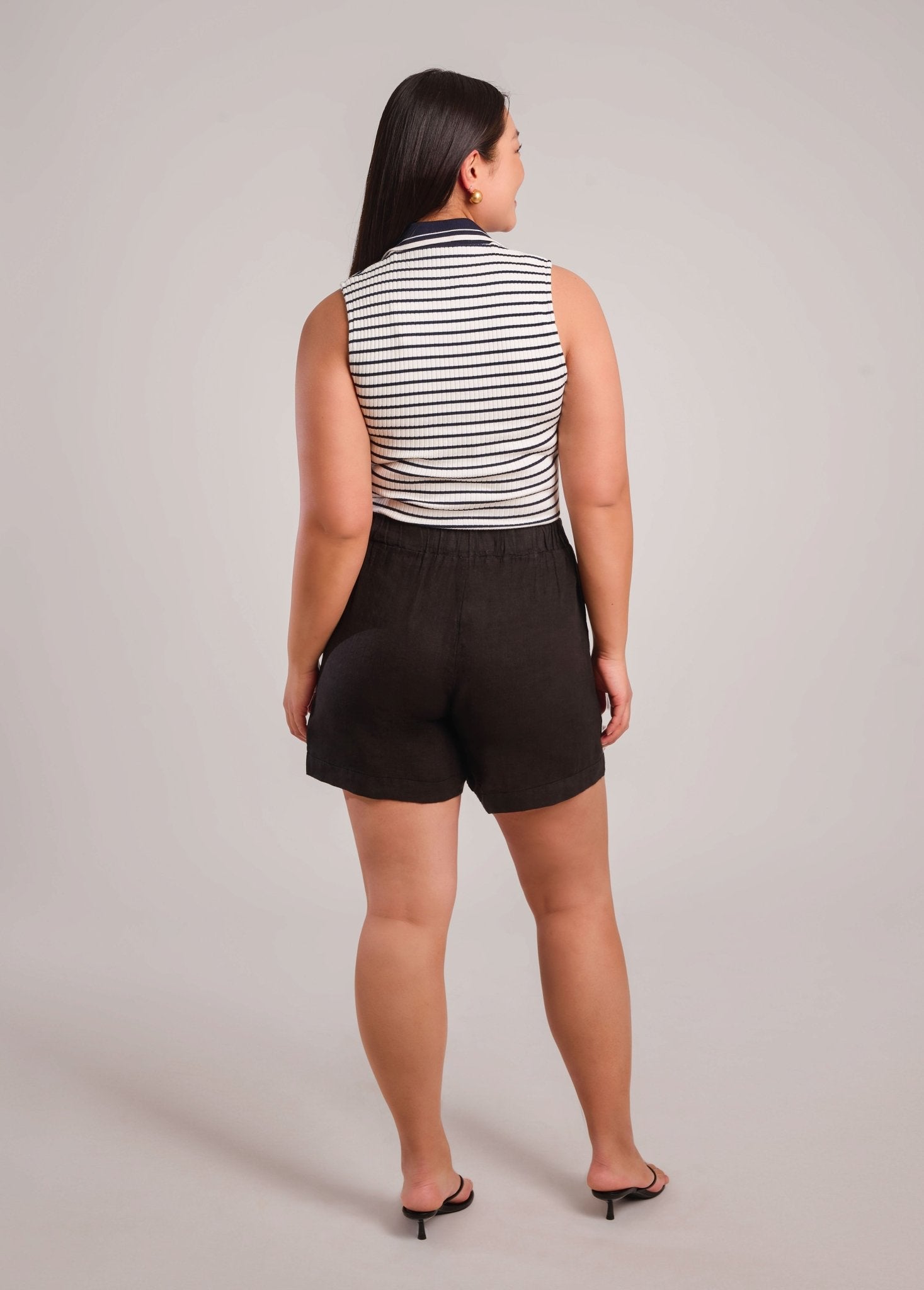 WILLA WIDE LEG LINEN SHORTS / BLACK