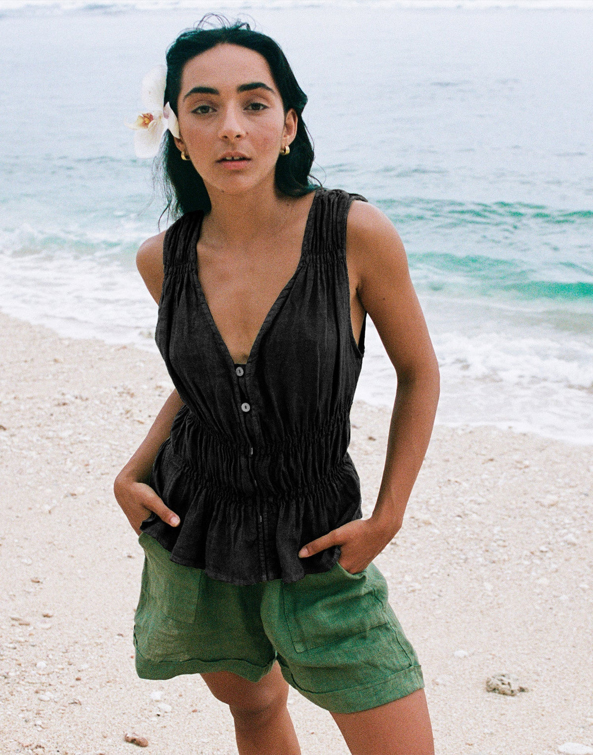 ELOISE V-NECK LINEN TANK TOP / BLACK