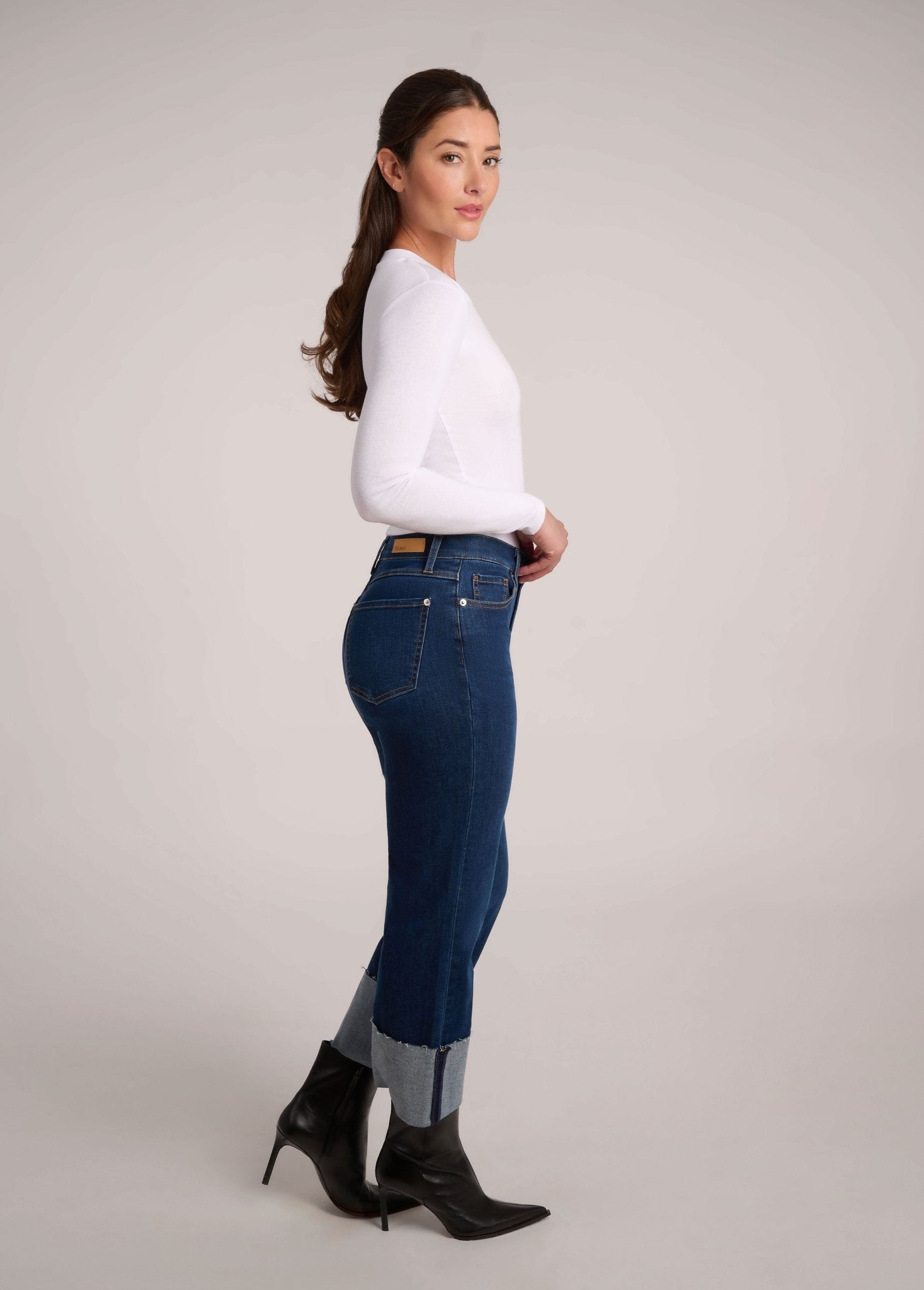 CHLOE STRAIGHT JEANS / FAYE