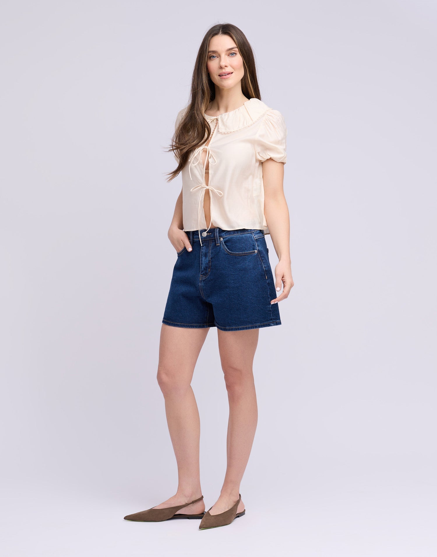 SHORTS / NICOLE