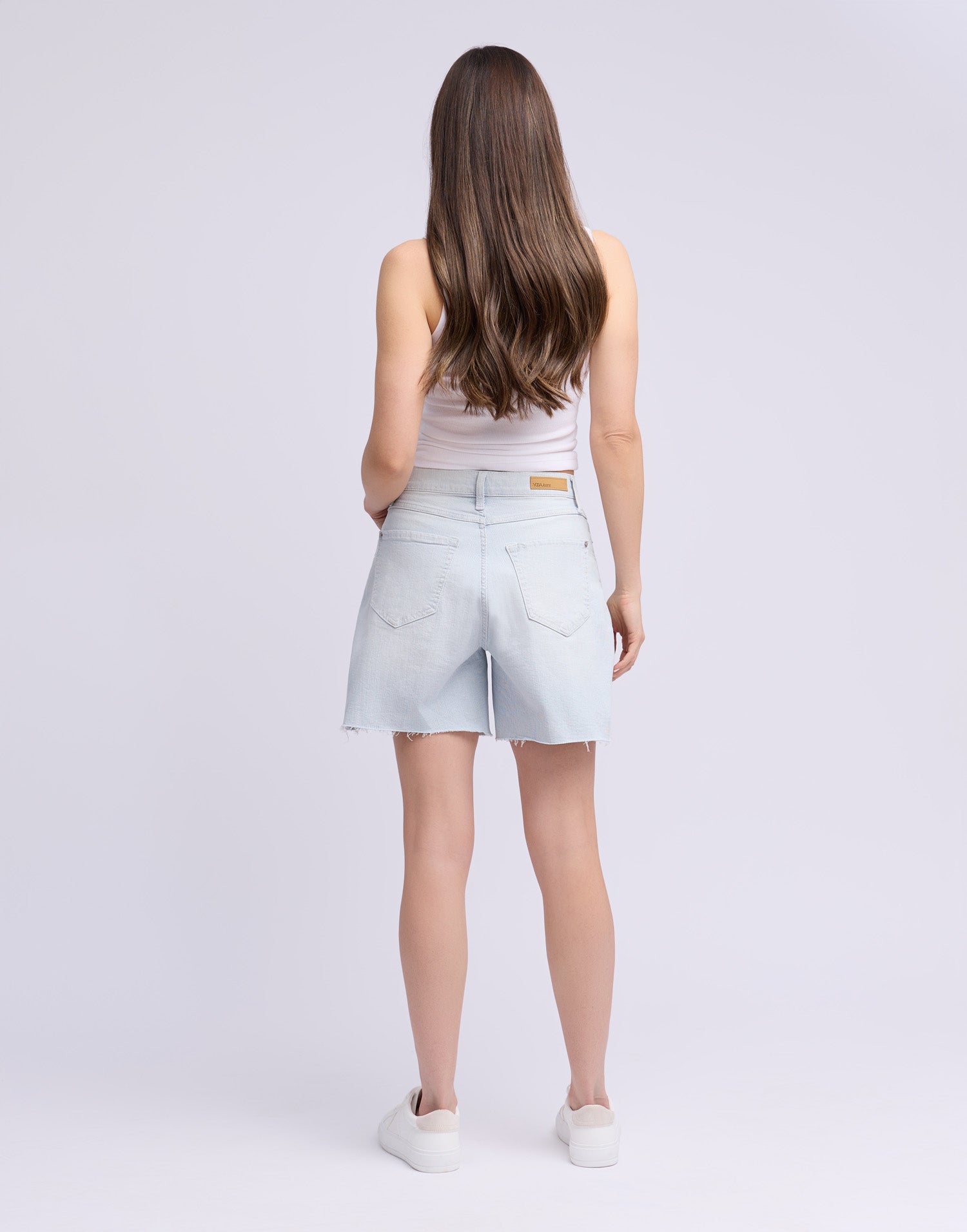 SHORTS / LESLEY