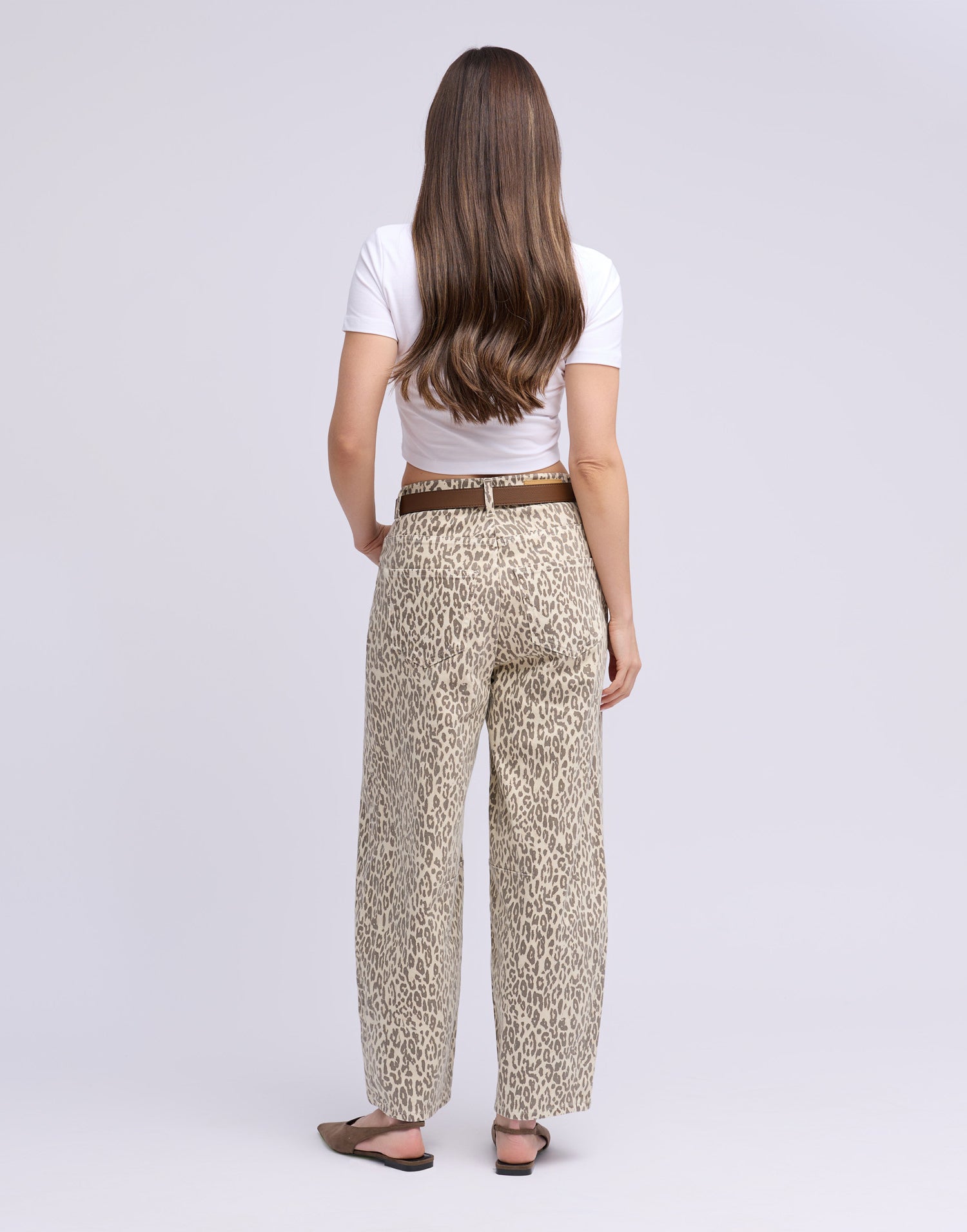 MALIA RELAXED JEANS / CHER